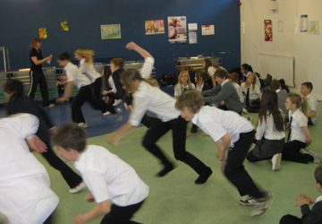 Content and Language Integrated Learning (CLIL) and PE: Fitness training in German