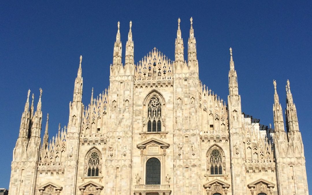Come nell’indolenza di una caldissima estate, tra sonnellini e zanzare, ci siamo innamorati di Milano
